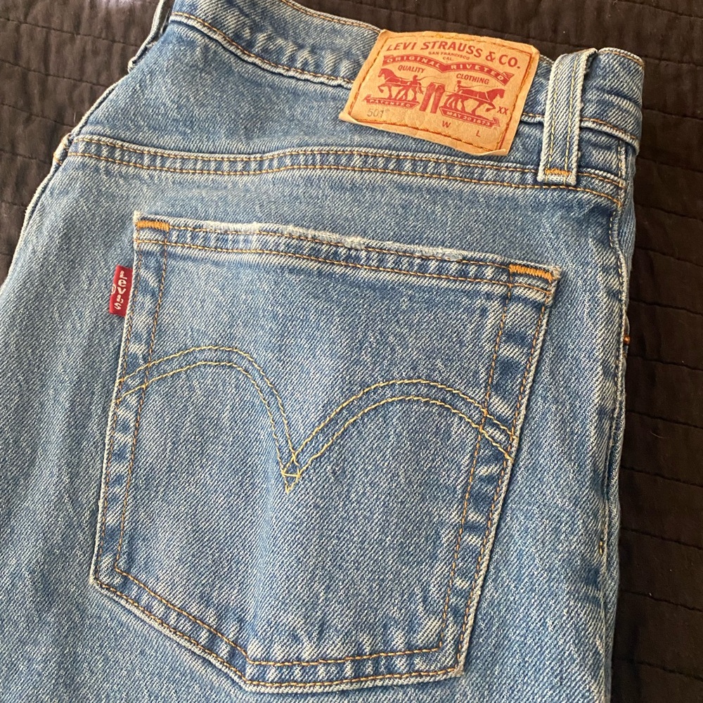 levi jeans